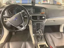 Grau Gebraucht 2015 Volvo V40 Summum Kombi | 12.500 € (Fairer Preis)