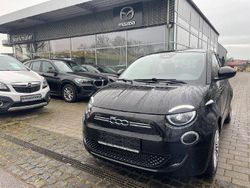 Schwarz Gebraucht 2022 Fiat 500e Action Limousine | 14.850 € (Fairer Preis)