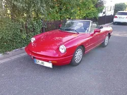 Rot Gebraucht 1991 Alfa Romeo Spider Cabrio | 16.500 €