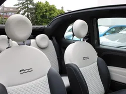Weiss Gebraucht 2023 Fiat 500C Dolcevita Cabrio | 15.999 € (Fairer Preis)