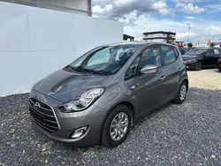 Grau Gebraucht 2019 Hyundai ix20 Edition Van / Kleinbus | 9.300 € (Guter Preis)