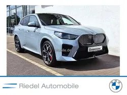 Grau Gebraucht 2024 BMW iX2 M Sport SUV | 52.480 € (Teuer)