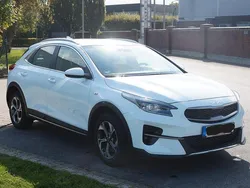 Weiß Gebraucht 2022 Kia XCeed Edition 7 SUV | 19.999 € (Guter Preis)