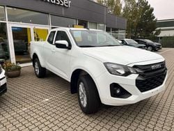 Hell weiß Neu 2025 Isuzu D-Max Abholung | 43.500 € (Guter Preis)