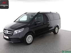 Schwarz Gebraucht 2021 Mercedes V220 Van / Kleinbus | 38.880 € (Superpreis)