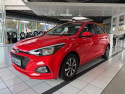 Tomato red Gebraucht 2018 Hyundai i20 Kleinwagen | 13.490 € (Fairer Preis)