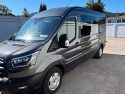 Grau Gebraucht 2024 Ford Transit Van / Kleinbus | 42.900 €