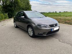 Grau Gebraucht 2015 Seat Leon ST Style Kombi | 10.250 € (Fairer Preis)