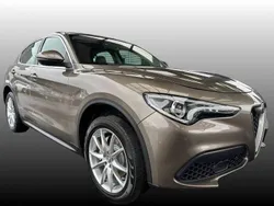 Beige Gebraucht 2017 Alfa Romeo Stelvio Super SUV | 23.500 € (Teuer)