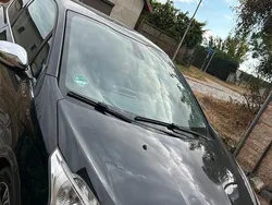 Schwarz Gebraucht 2013 Peugeot 208 Kleinwagen | 3.000 €