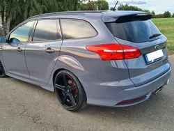 Grau Gebraucht 2016 Ford Focus ST Kombi | 9.500 € (Fairer Preis)