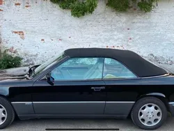 Mercedes E320