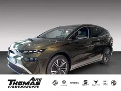 Olibogrün metallic Gebraucht 2025 Skoda Enyaq iV SUV | 44.950 € (Fairer Preis)