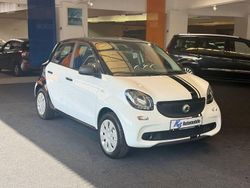Schwarz Gebraucht 2015 Smart ForFour Basis Limousine | 7.350 € (Fairer Preis)