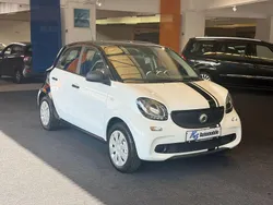 Schwarz Gebraucht 2015 Smart ForFour Basis Limousine | 7.699 € (Etwas zu teuer)