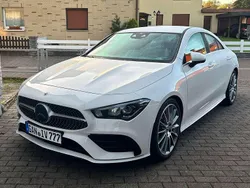 Weiß Gebraucht 2020 Mercedes CLA180 AMG line Limousine | 24.000 € (Guter Preis)