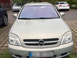 Andere farben Gebraucht 2005 Opel Vectra Limousine | 1.300 € (Fairer Preis)