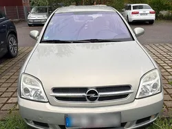 Andere farben Gebraucht 2005 Opel Vectra Limousine | 1.300 € (Guter Preis)