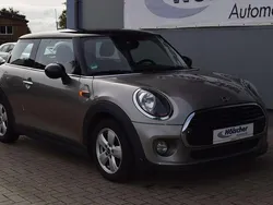 Grau Gebraucht 2018 Mini Cooper Kleinwagen | 12.990 € (Superpreis)