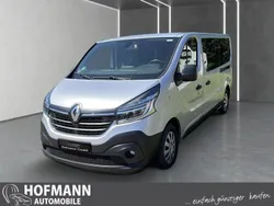 Grau platin Gebraucht 2020 Renault Trafic Life Van | 26.460 €