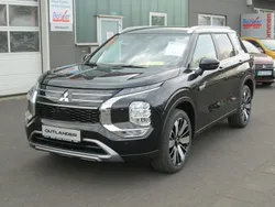 Schwarz Neu 2025 Mitsubishi Outlander P-HEV Edition SUV | 52.990 €