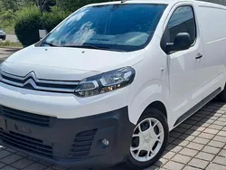 Weiß Gebraucht 2020 Citroën Jumpy Van / Kleinbus | 13.900 € (Etwas zu teuer)