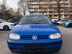 Blau Gebraucht 2001 VW Golf IV Trendline Limousine | 2.900 € (Fairer Preis)