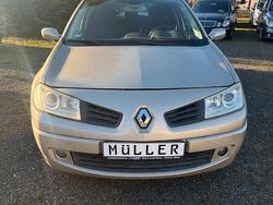 Silber Gebraucht 2006 Renault Mégane GrandTour Kombi | 699 € (Fairer Preis)