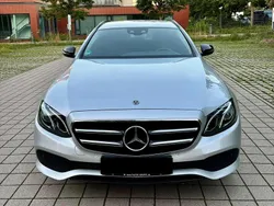 Silber Gebraucht 2019 Mercedes E220 Kombi | 25.200 € (Guter Preis)