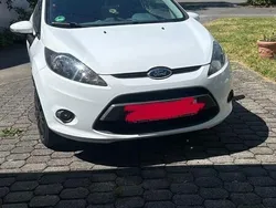 Weiß Gebraucht 2010 Ford Fiesta Trend Kleinwagen | 2.900 € (Fairer Preis)