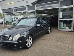 Schwarz Gebraucht 2006 Mercedes E280 Avantgarde Kombi | 3.990 € (Fairer Preis)