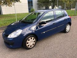 Blau Gebraucht 2006 Renault Clio II Limousine | 1.699 € (Fairer Preis)