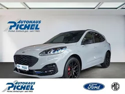 Grau Gebraucht 2024 Ford Kuga SUV | 35.600 € (Fairer Preis)