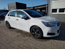 Weiß Gebraucht 2011 Citroën C4 Attraction Limousine | 4.300 € (Fairer Preis)