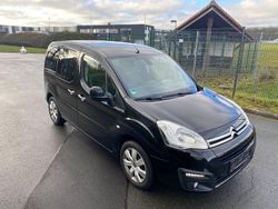 Schwarz Gebraucht 2015 Citroën Berlingo Van / Kleinbus | 4.390 € (Guter Preis)