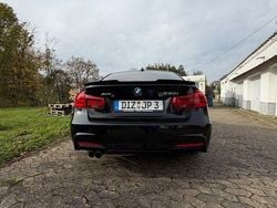 Schwarz Gebraucht 2017 BMW 330 M Sport Limousine | 21.500 € (Guter Preis)