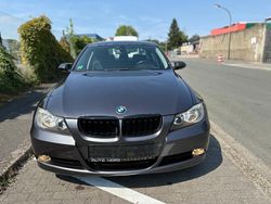Grau Gebraucht 2005 BMW 320 Limousine | 3.250 € (Guter Preis)