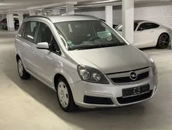 Silber Gebraucht 2006 Opel Zafira Edition Van / Kleinbus | 2.499 € (Fairer Preis)