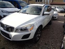 Weiß Gebraucht 2012 Volvo XC60 Summum SUV | 9.500 € (Guter Preis)