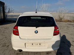 Weiß Gebraucht 2009 BMW 118 Kleinwagen | 3.600 € (Superpreis)