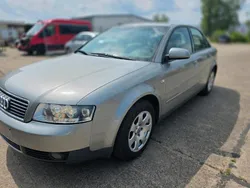 Grau Gebraucht 2002 Audi A4 Limousine | 1.350 € (Guter Preis)