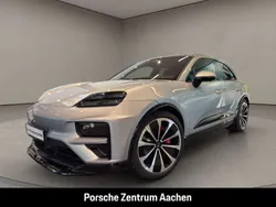 Dolomitsilbermetallic Gebraucht 2025 Porsche Macan Turbo SUV | 119.300 € (Superpreis)
