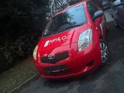 Rot Gebraucht 2006 Toyota Yaris Kleinwagen | 1.500 € (Guter Preis)