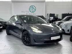 Grau Gebraucht 2021 Tesla Model 3 Limousine | 22.999 € (Guter Preis)