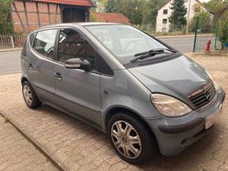 Grau Gebraucht 2003 Mercedes A160 Classic Van / Kleinbus | 500 € (Superpreis)