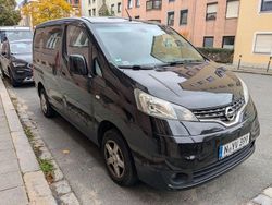 Schwarz Gebraucht 2013 Nissan Evalia Van / Kleinbus | 12.100 € (Fairer Preis)