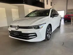 Weiß Gebraucht 2024 VW Golf VIII Kombi | 27.950 € (Fairer Preis)