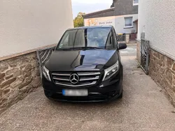 Schwarz Gebraucht 2018 Mercedes Vito Van / Kleinbus | 25.000 € (Etwas zu teuer)
