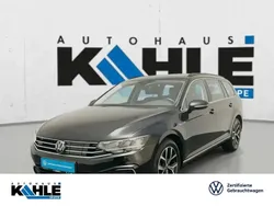 Deep black perleffekt Gebraucht 2021 VW Passat GTE Kombi | 21.990 € (Guter Preis)