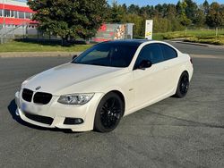 Weiß Gebraucht 2012 BMW 320 M Sport Coupé | 10.900 € (Fairer Preis)